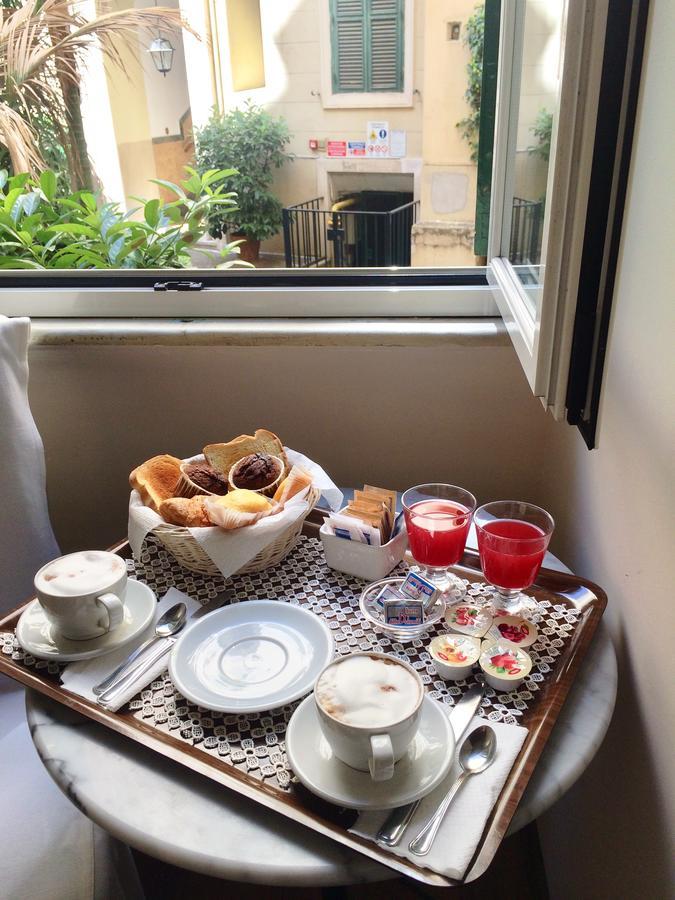 The Center Of Rome B&B Exterior photo